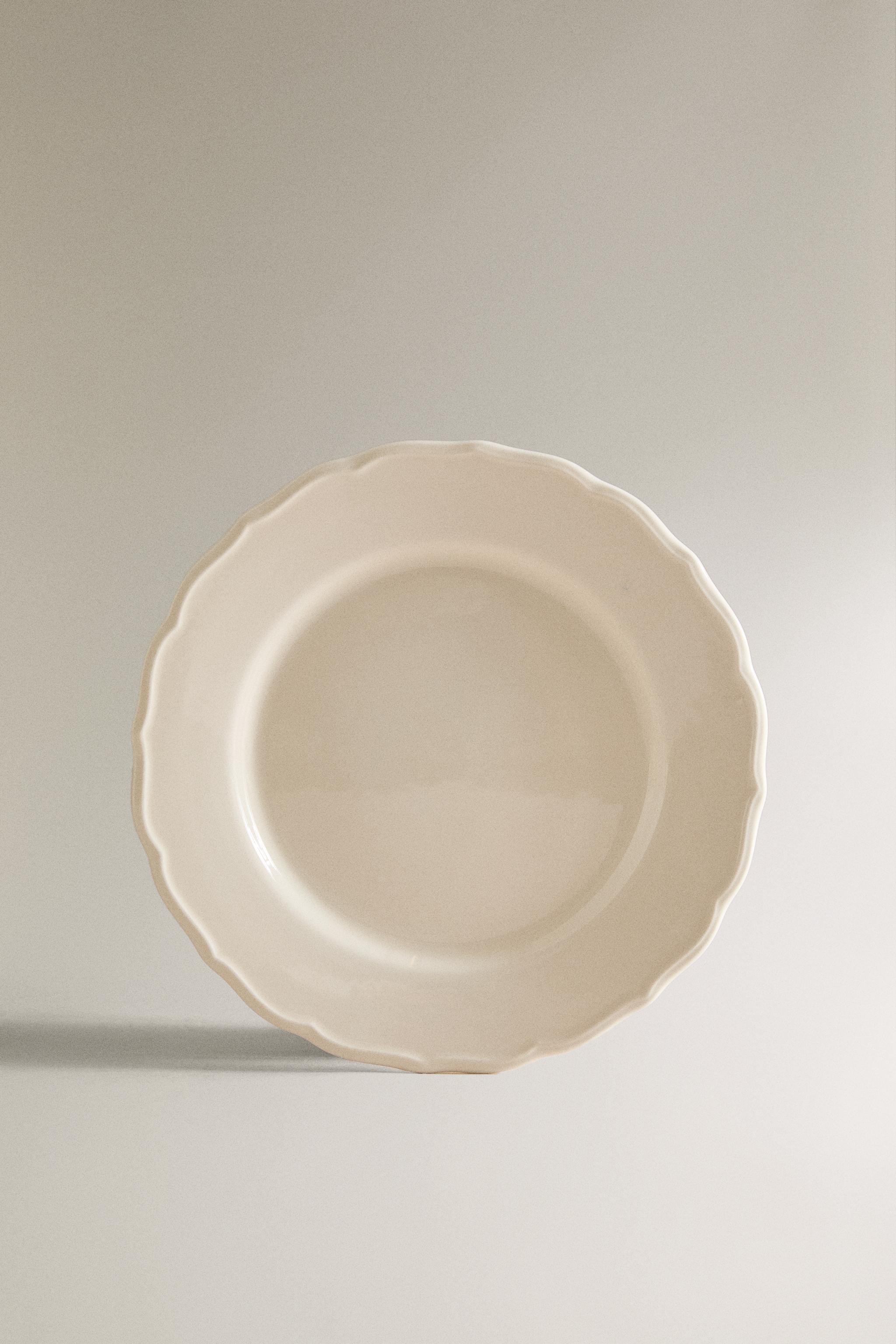 EARTHENWARE DINNER DISH WITH RAISED-DESIGN EDGE Ecru ZARA