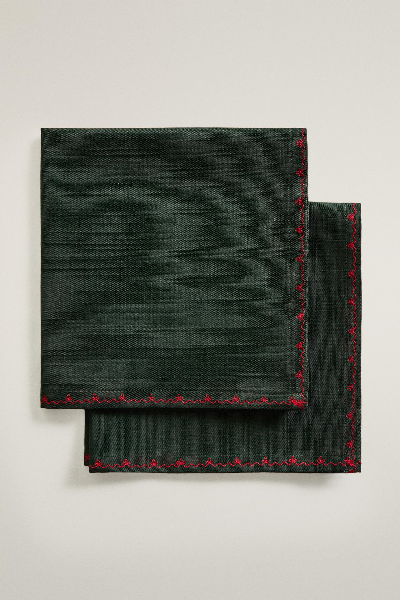 CHRISTMAS EMBROIDERED COTTON NAPKINS (PACK OF 2)
