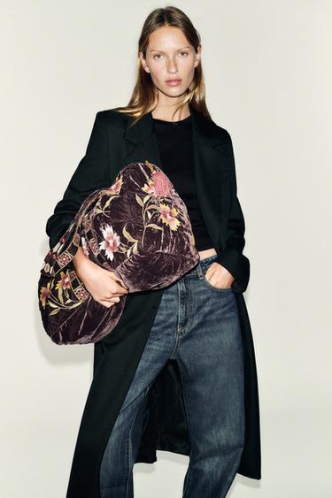 QUILTED VELVET BAG WITH EMBROIDERED FLOWERS - Dark aubergine by Zara