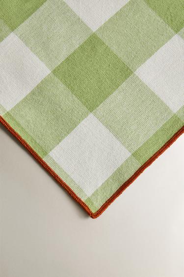 PACK OF CHECK NAPKINS WITH TOPSTITCHING (PACK OF 2) - Green by Zara - Image 2