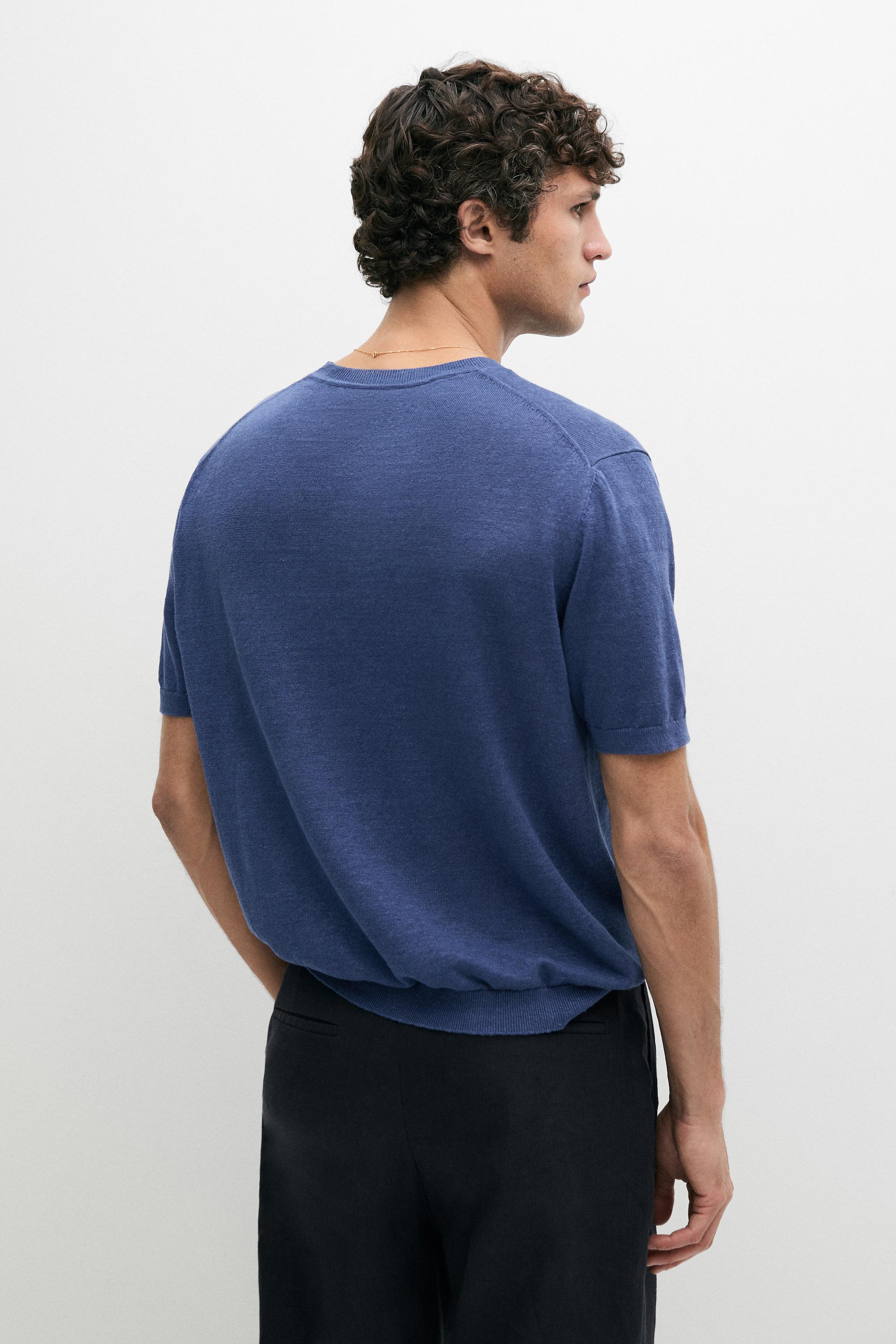 Lightweight 100% linen knit T-shirt