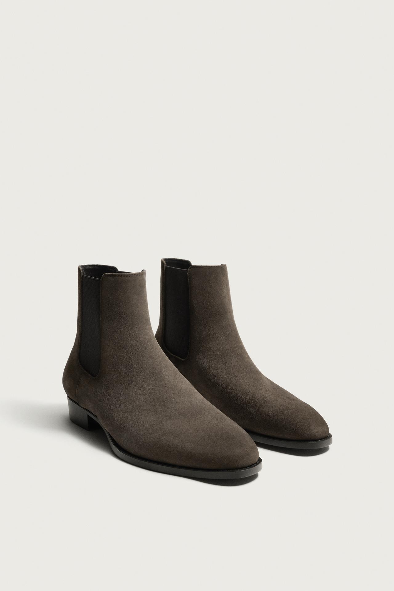 LEATHER CHELSEA BOOTS — Brown