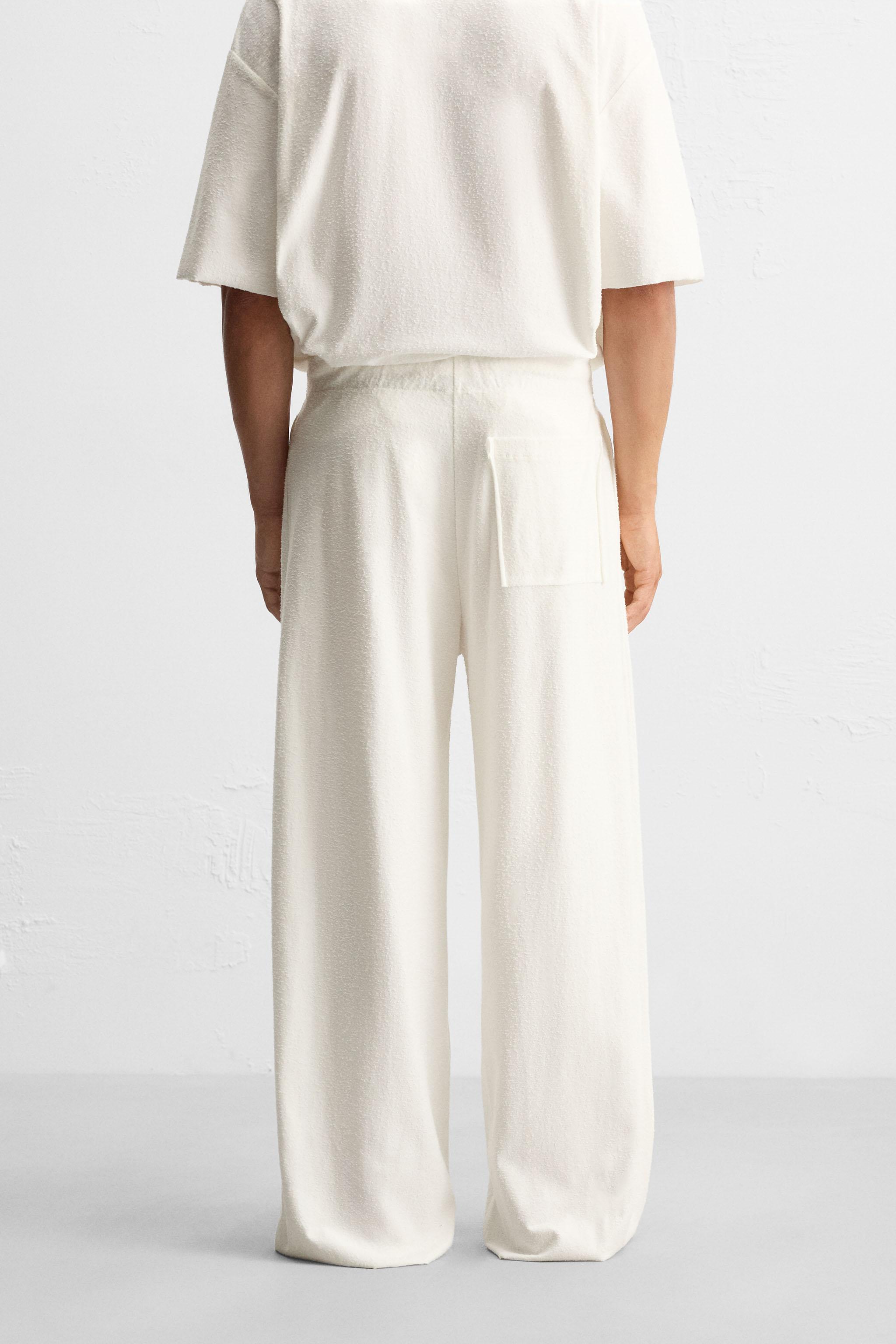 TEXTURED RELAXED FIT PANTS