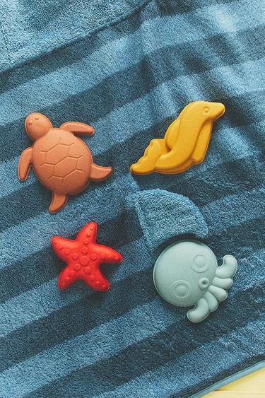 PACK OF KIDS’ SILICONE BEACH MOULDS (PACK OF 4) - Multicoloured by Zara