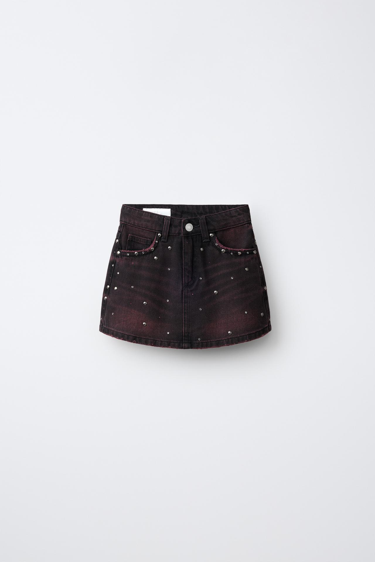 STUDDED DENIM BERMUDA SKIRT — Burgundy