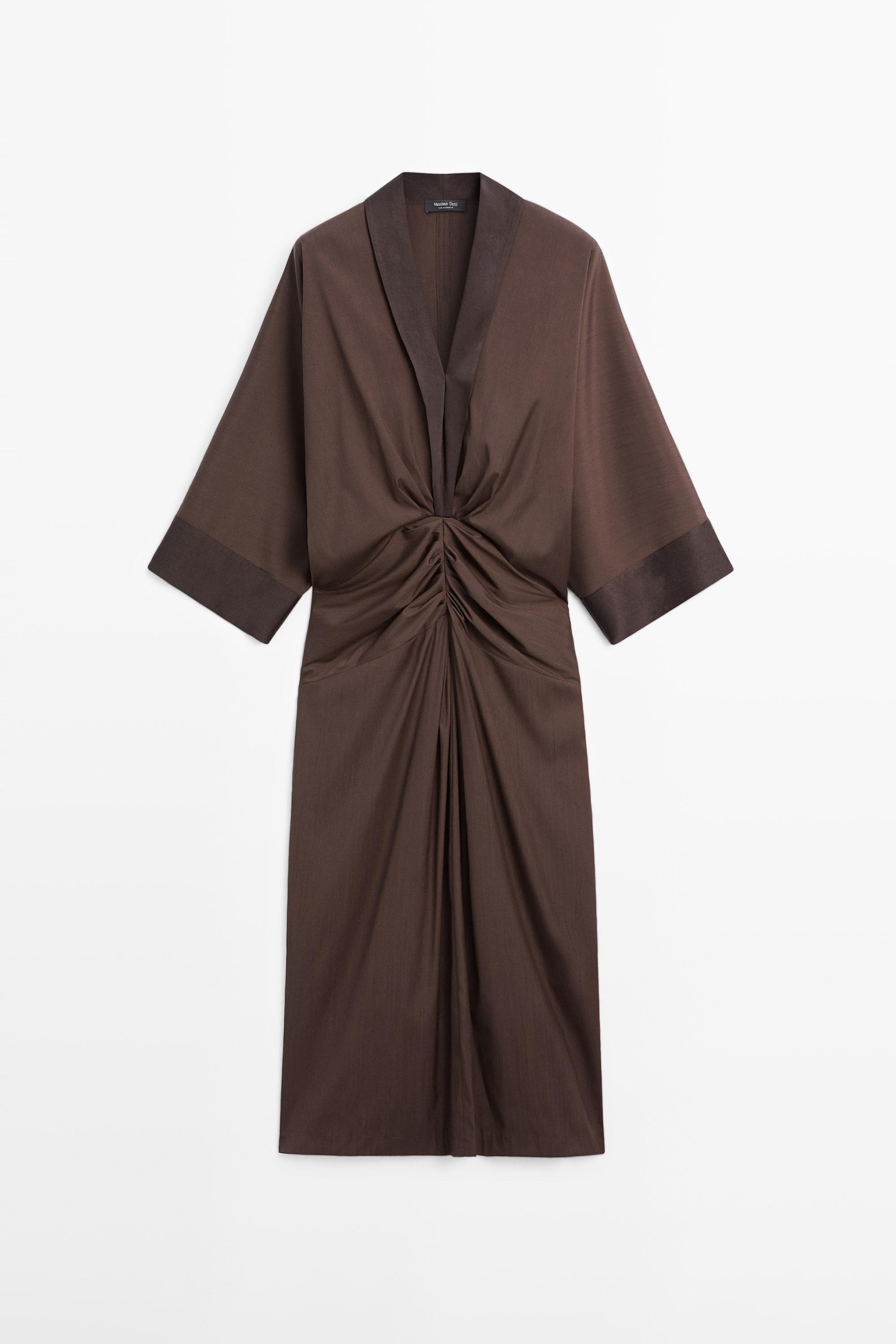Long sleeve dress with gathered detail