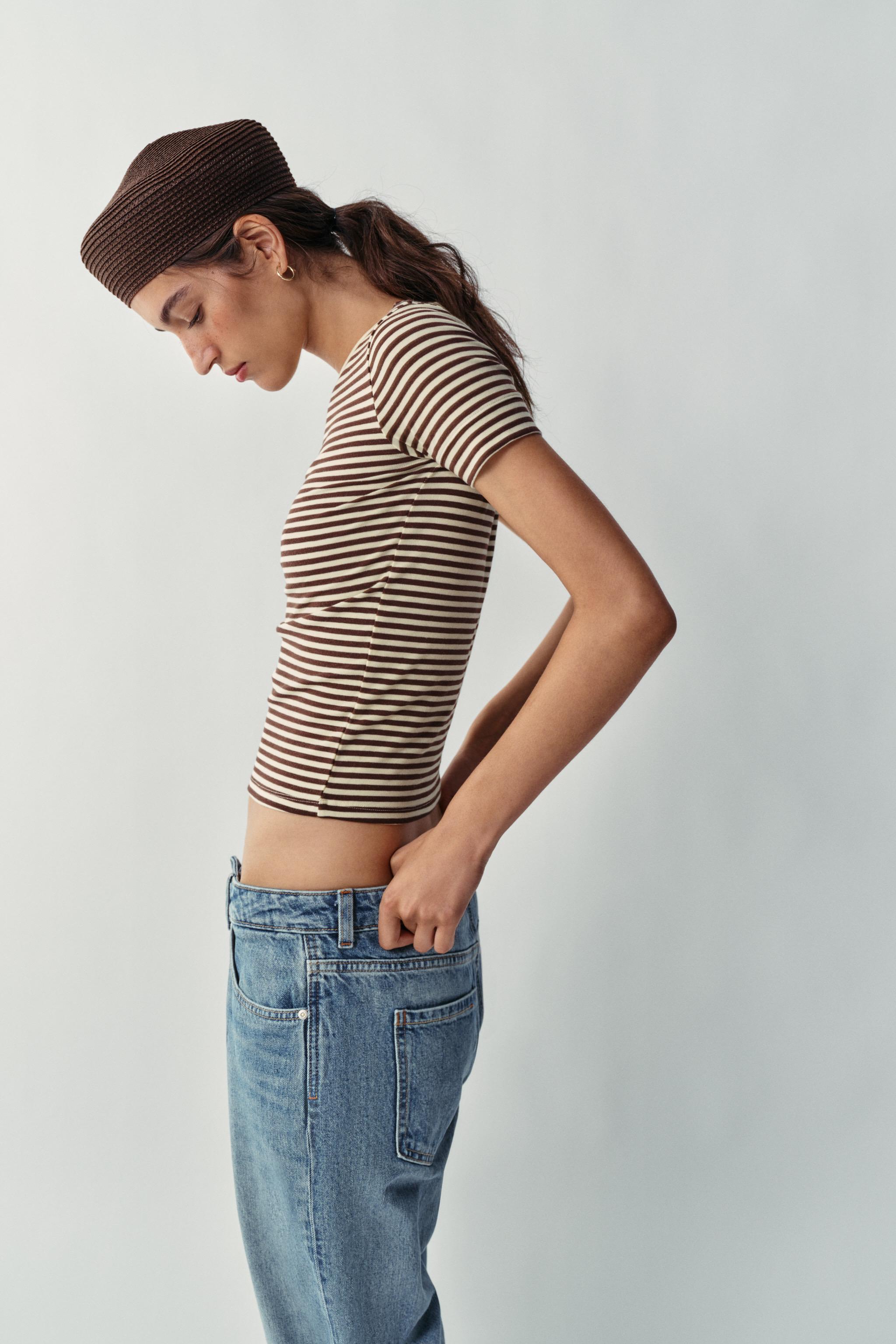 MINIMAL SHORT SLEEVE T-SHIRT — Brown Stripes