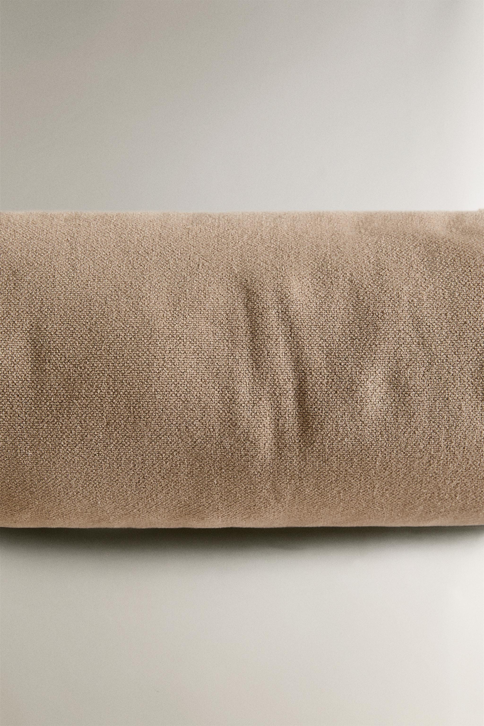 TOPSTITCHED BOLSTER PILLOW