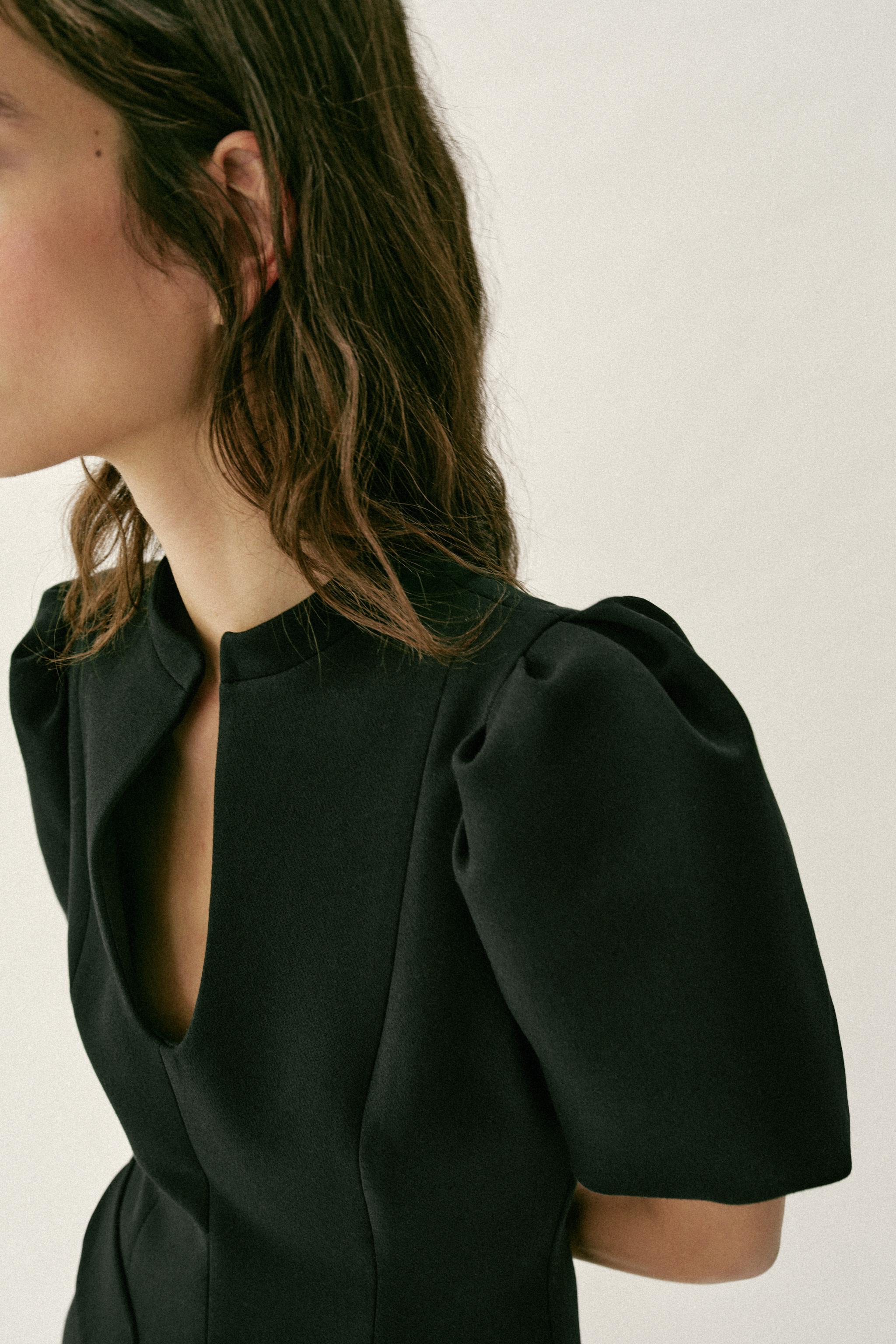 ショート丈パフスリーブワンピース - ホワイト/ブラック | ZARA Japan