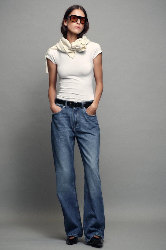 PLAYERA ENTALLADA MANGA CORTA - Blanco de Zara - Imagen 0