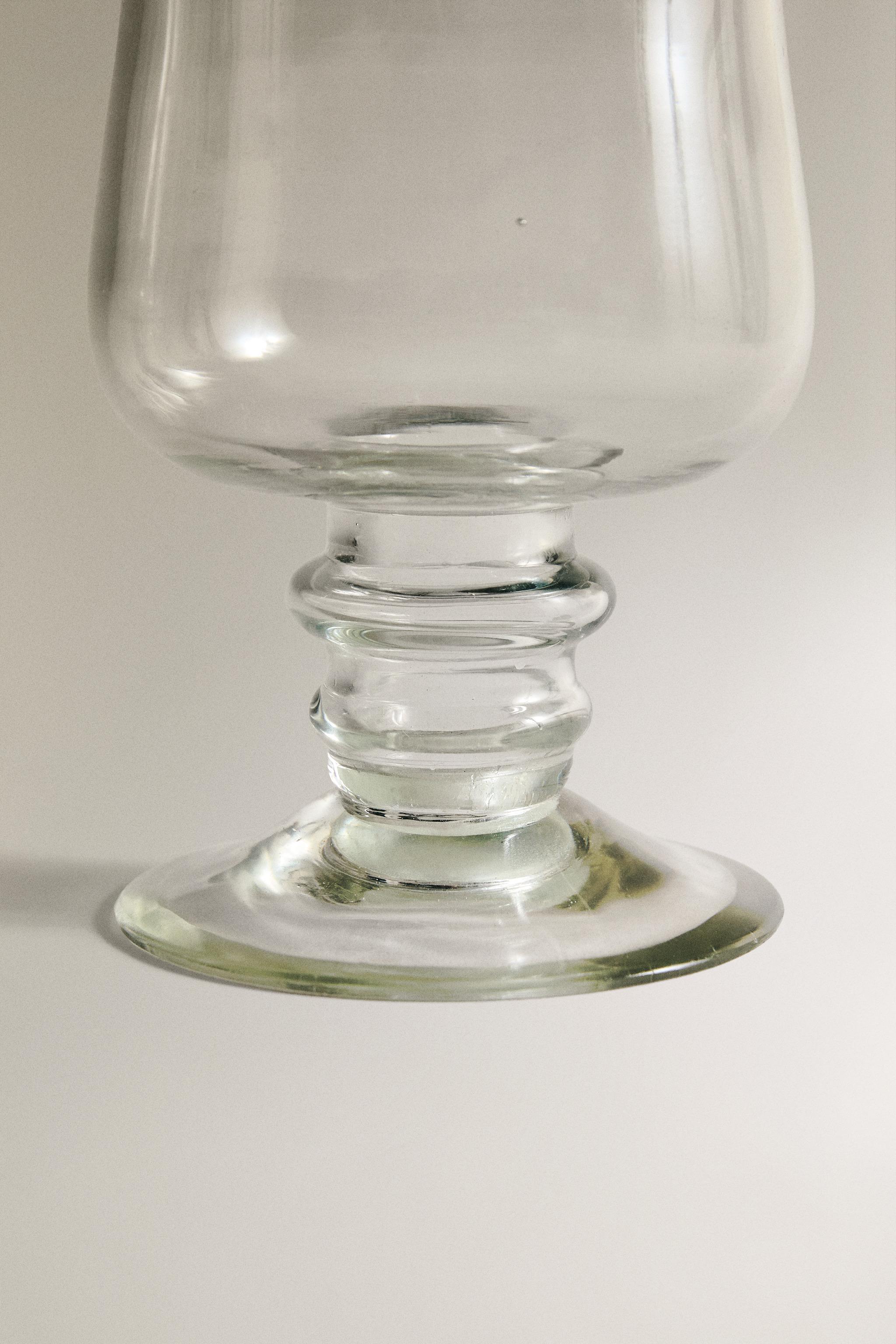 GLASS GOBLET VASE