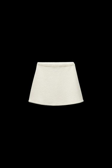 FALDA MINI PUNTO PERLAS - Crudo de Zara - Imagen 0