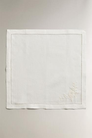 SET OF LINEN NAPKINS WITH FLORAL EMBROIDERY AND HEMSTITCHING (SET OF 2) - Ecru by Zara - Image 1