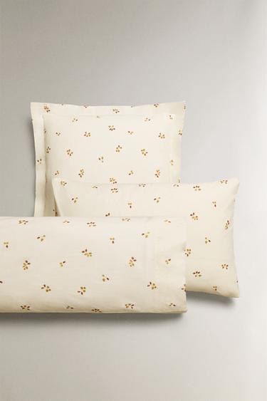 LEAF PRINT PILLOWCASE - Oyster-white by Zara - Image 0