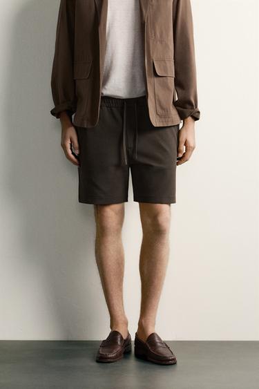 COMFORT TEXTURED BERMUDA SHORTS - Dark brown by Zara