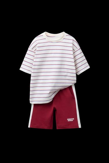 GESTREIFTES T-SHIRT- UND SPORTY-BERMUDA-SET - Rot von Zara
