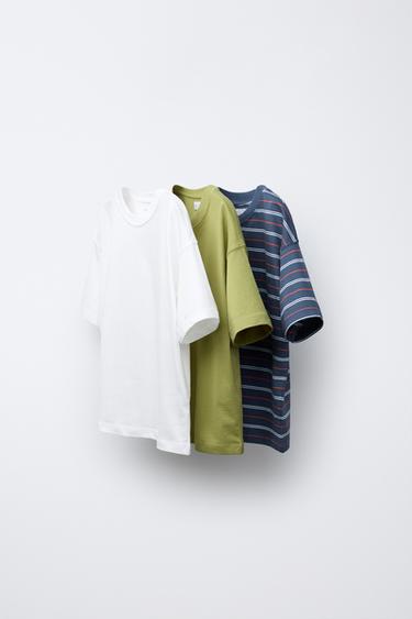 PACK TRES CAMISETAS RAYAS Y LISAS - Pistacho de Zara