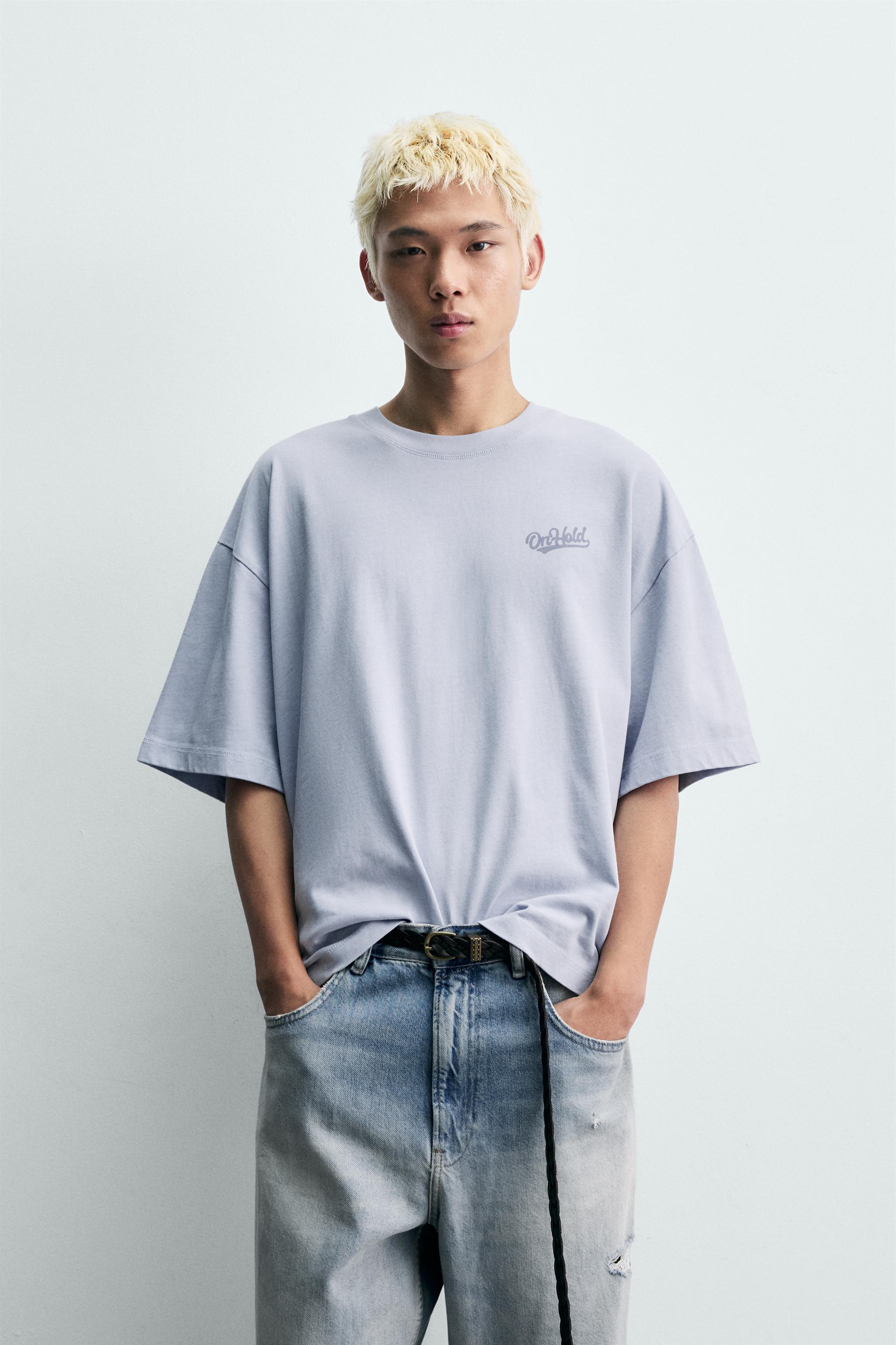 BOXY FIT PATCHES T-SHIRT