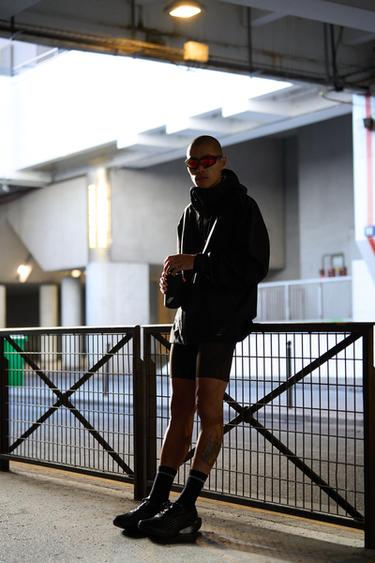 LOOK - Intense blue by Zara