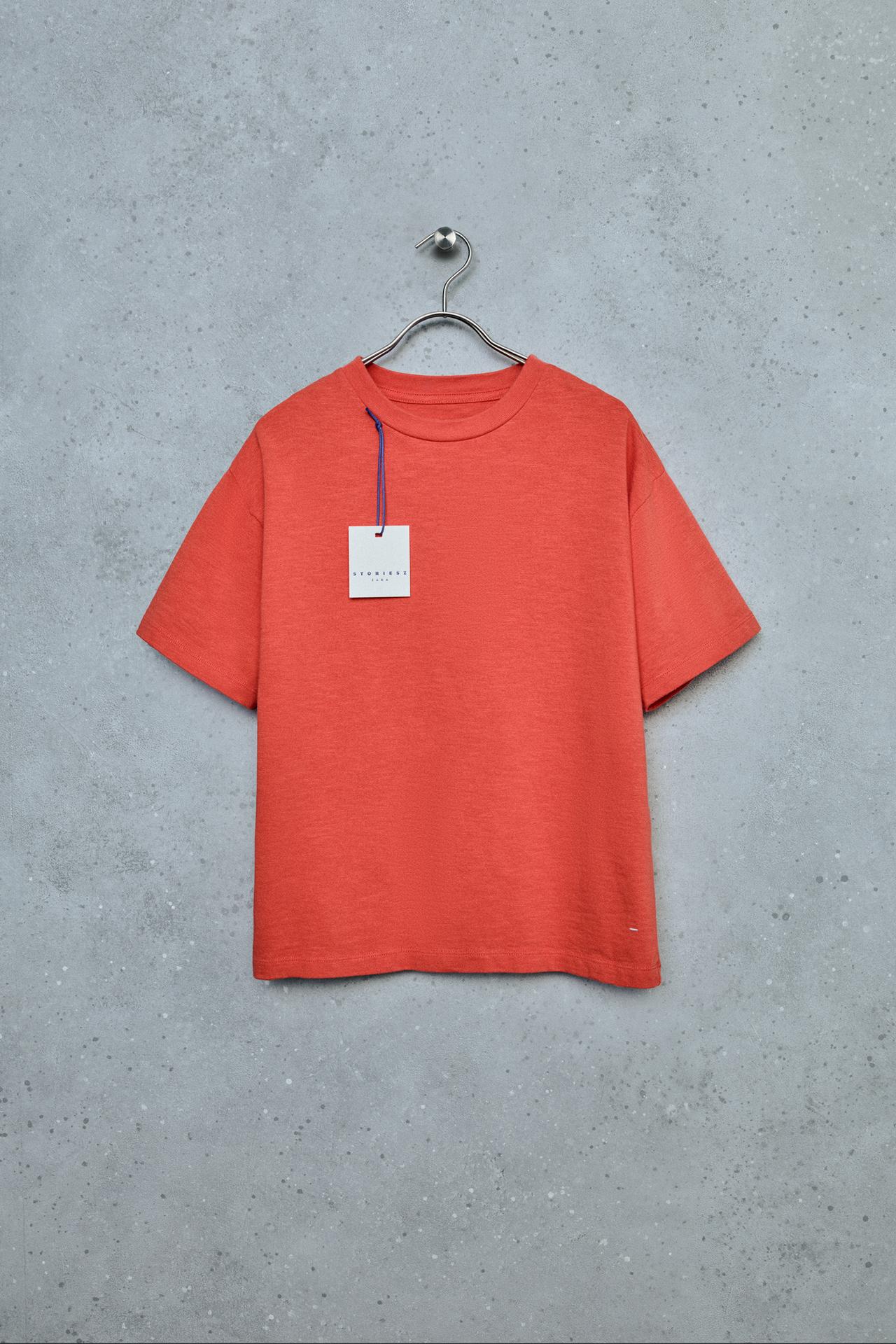 STORIESZ - PLAIN T-SHIRT — Red