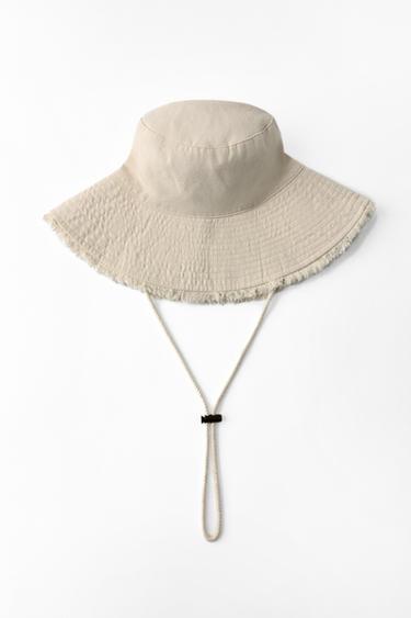 100% COTTON BUCKET HAT - Ecru by Zara