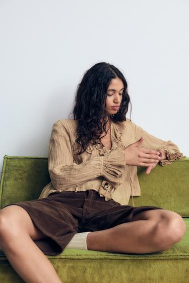CHEMISE TEXTURÉE À VOLANTS - Gaufrette de Zara - Image 1