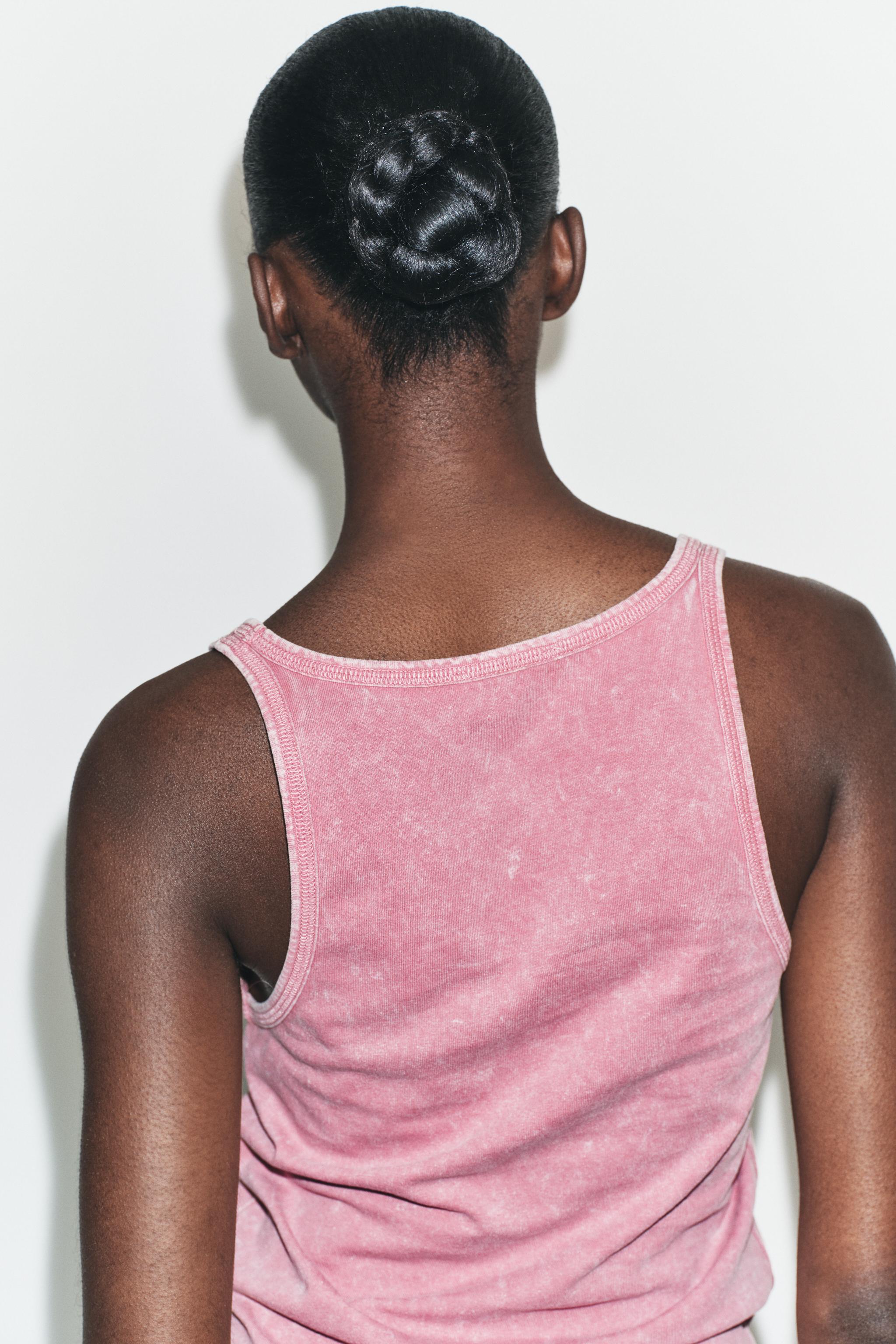 RUSTIC SLEEVELESS T-SHIRT