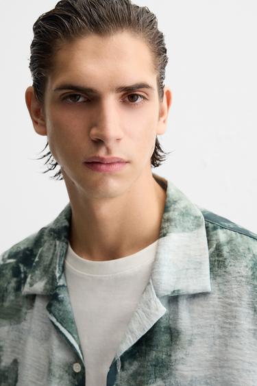 CHEMISE À IMPRIMÉ ABSTRAIT - Vert / Écru de Zara - Image 5