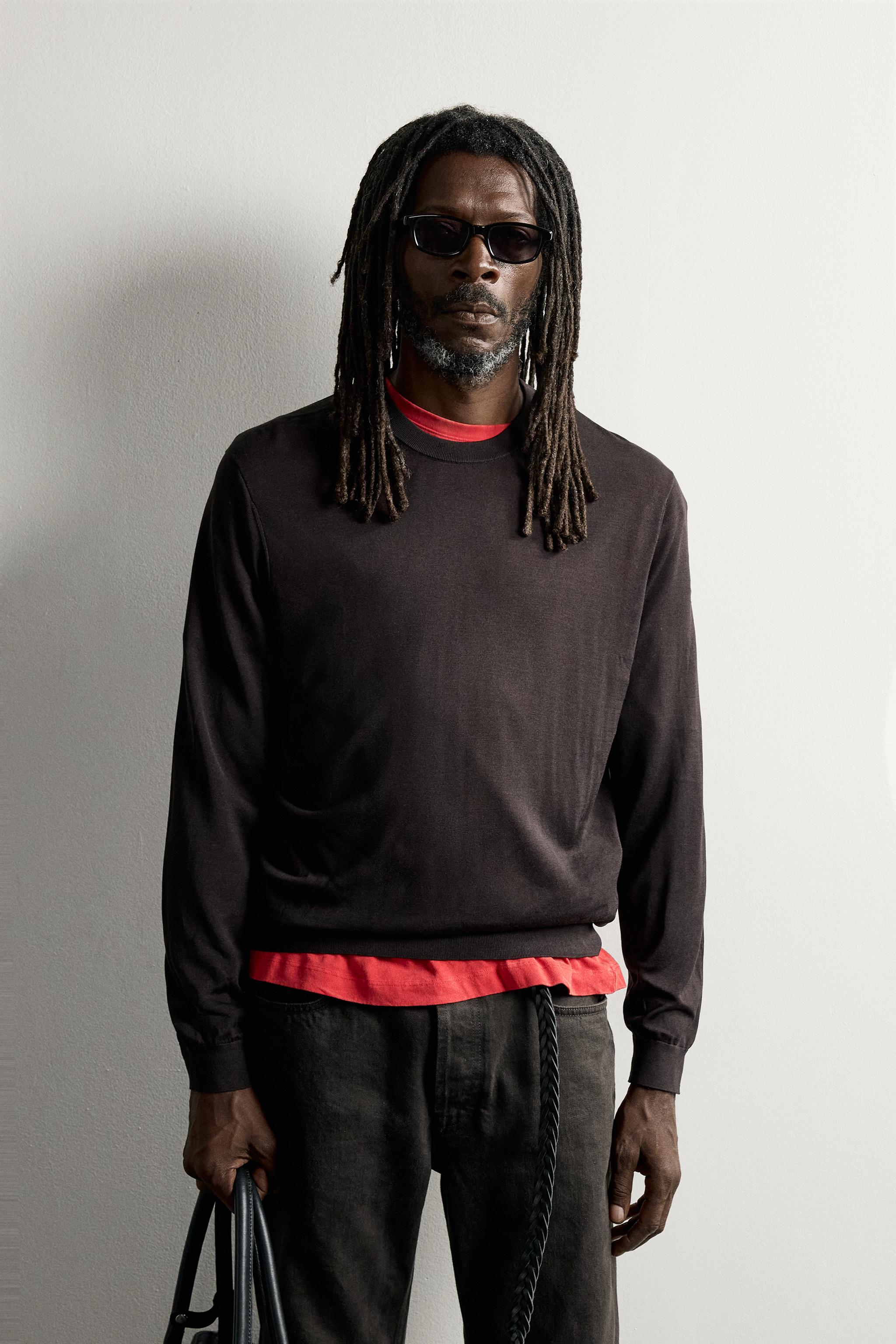 LIGHTWEIGHT 100% SILK SWEATER AARON LEVINE X ZARA — Chocolate