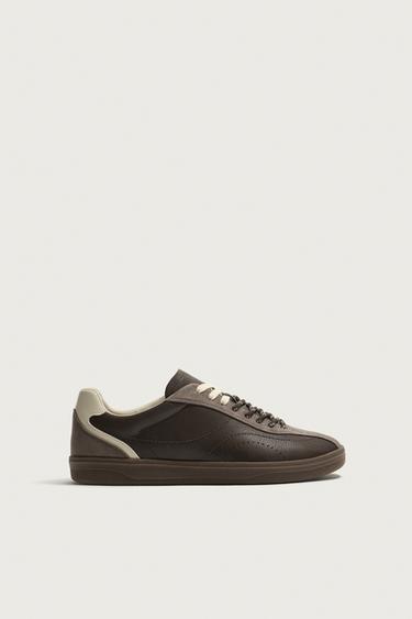 ZAPATILLA ESTILO RETRO - Marrón de Zara