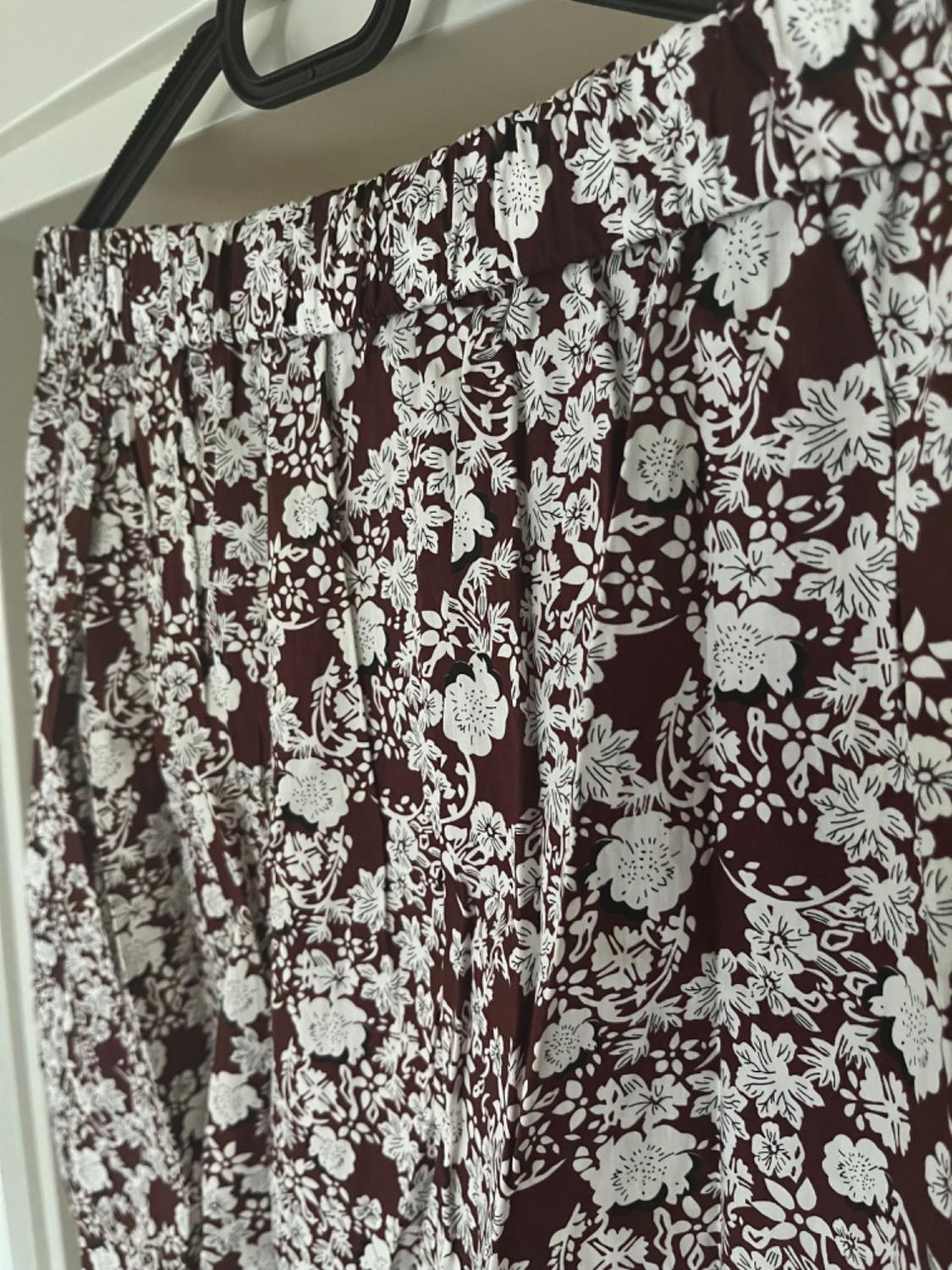 PRINTED MIDI SKIRT - Image 3