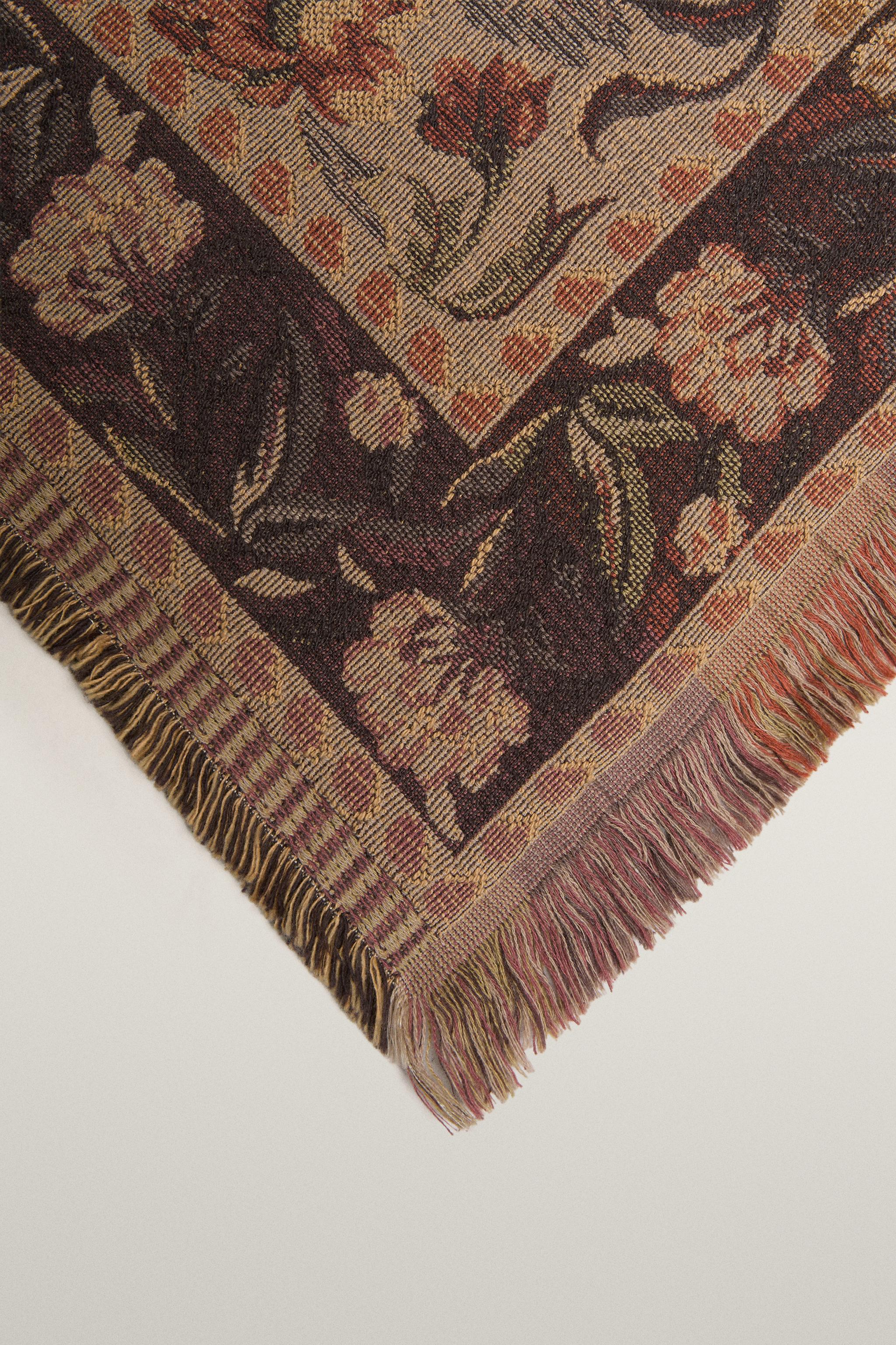 COUVERTURE JACQUARD FLEURS