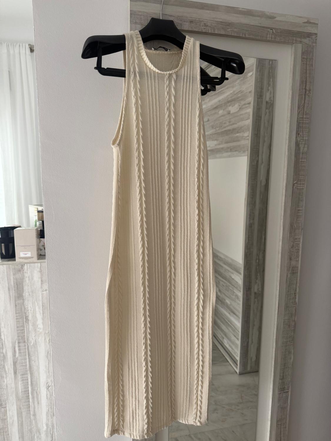 VESTIDO MIDI DE PUNTO BEIGE - Image 2