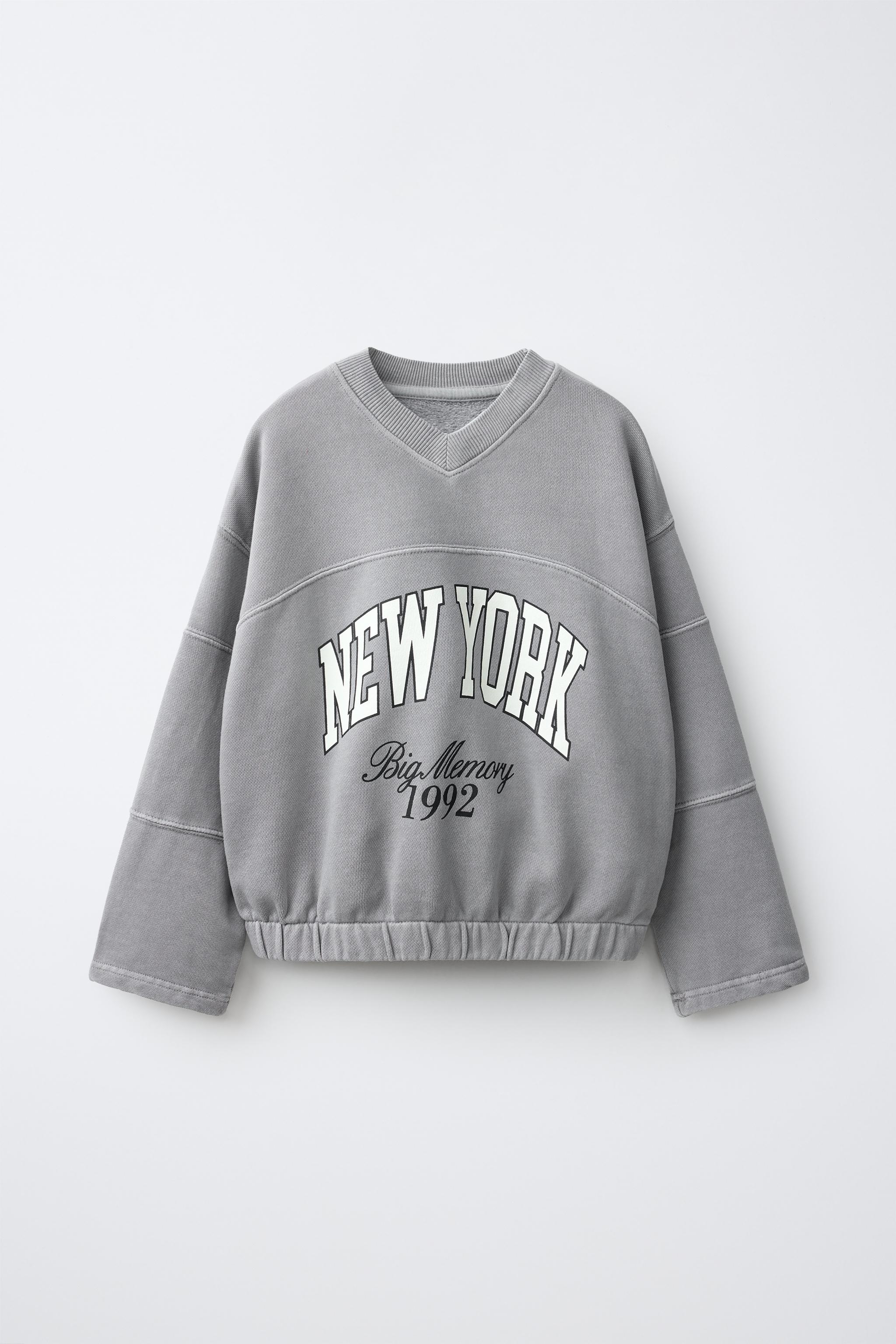 WASHED EFFECT GRAPHIC SWEATSHIRT — Gray