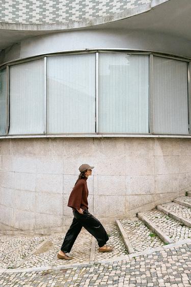 KNIT WIDE SLEEVE JUMPER - Brown by Zara