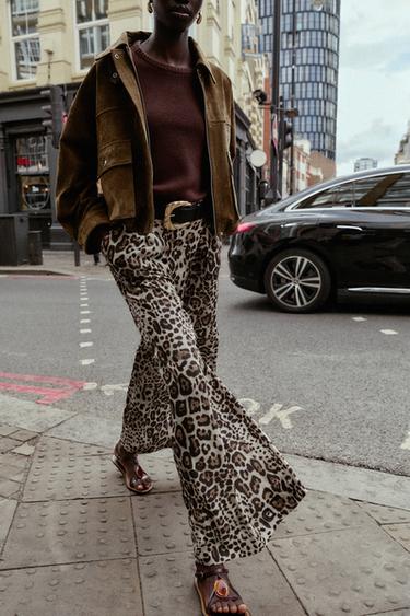 PANTALON LARGE SATINÉ CEINTURE - Leopard de Zara - Image 3