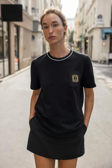 BROOCH DETAIL T-SHIRT - Black by Zara