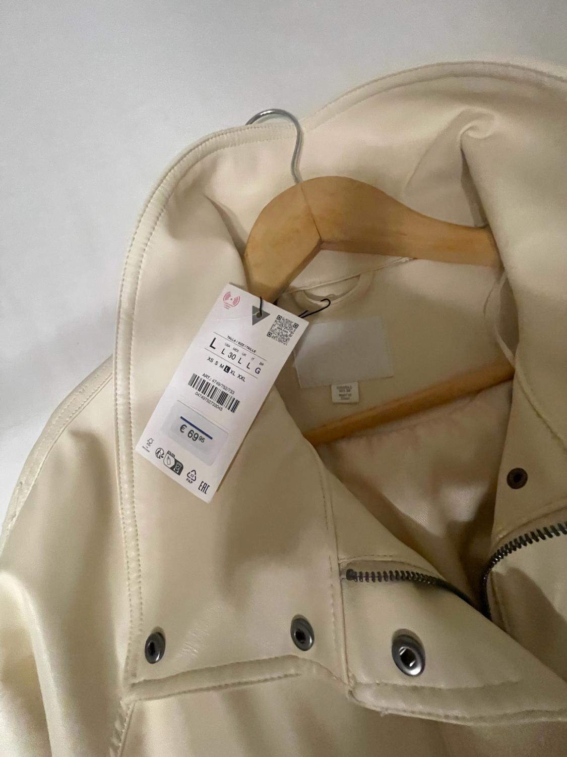 OVERSIZE LEATHER EFFECT BOMBER JACKET - Image 7