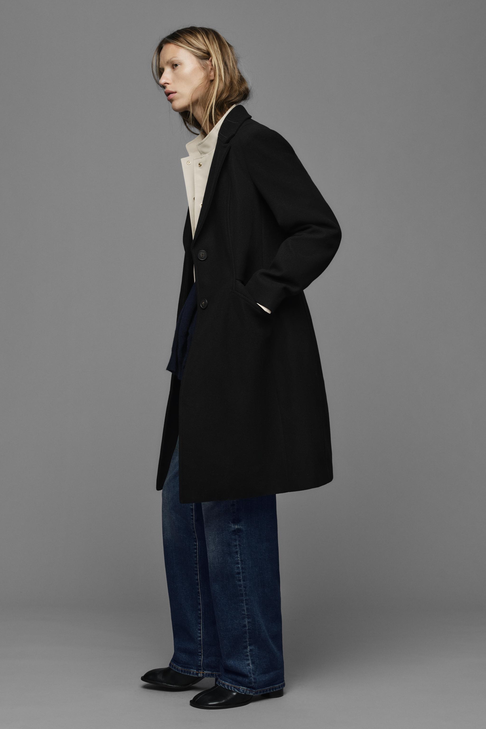 SOFT SHOULDER PADDED COAT