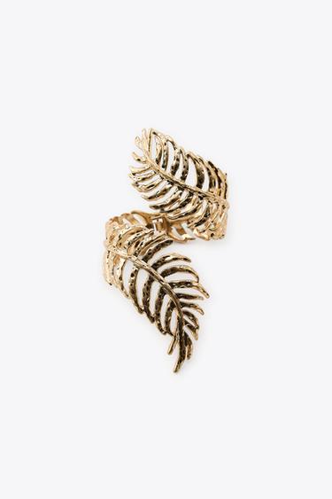 ARECA LEAF TWISTED BANGLE BRACELET - Golden by Zara