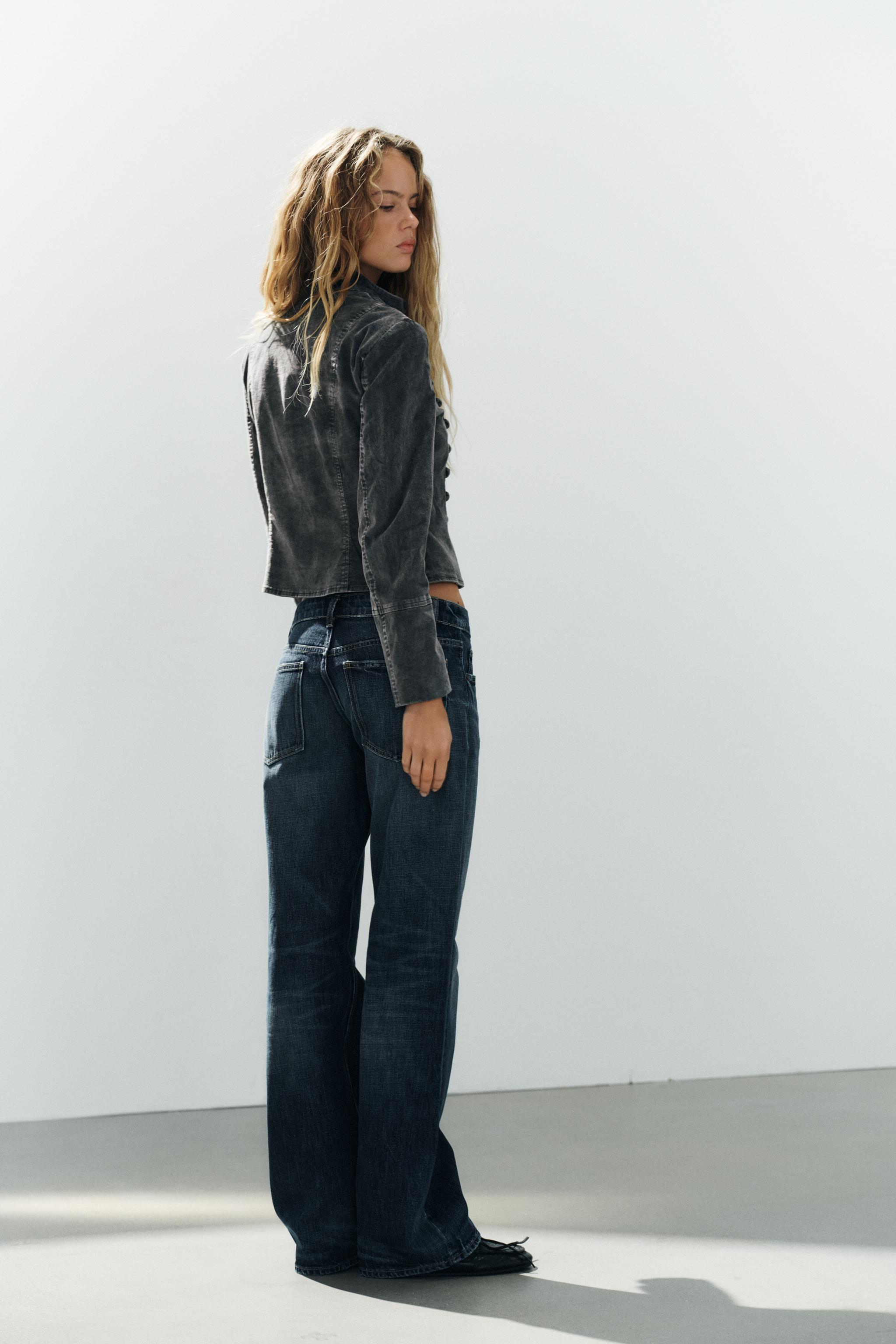 FITTED VELVET JACKET