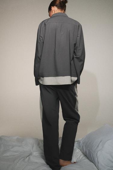 CHEMISE BIMATIÈRE À RAYURES EN MÉLANGE DE VISCOSE - Anthracite foncé de Zara - Image 4