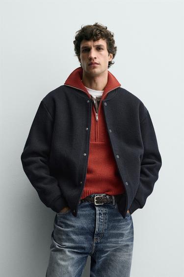 جاكيت بومبر مضلع - بحري الخاص بـ Zara