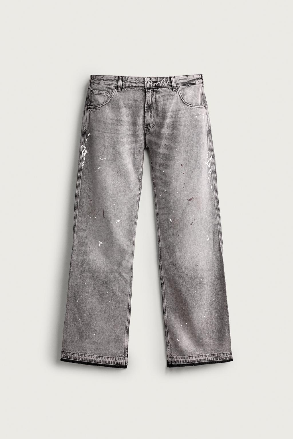 LOW-RISE BOOT-CUT JEANS