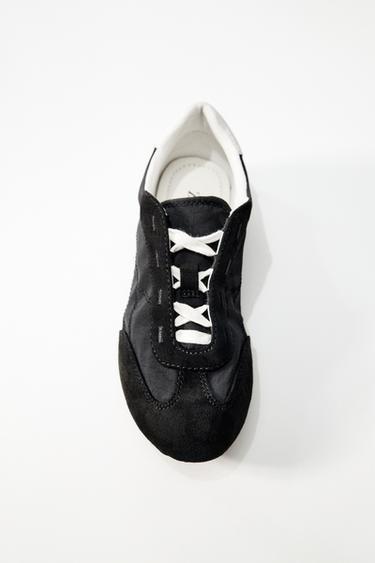SOFT CONTRAST RUNNING TRAINERS - Black by Zara