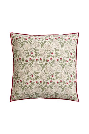 STRAWBERRY FLOWER CUSHION COVER - Ecru by Zara