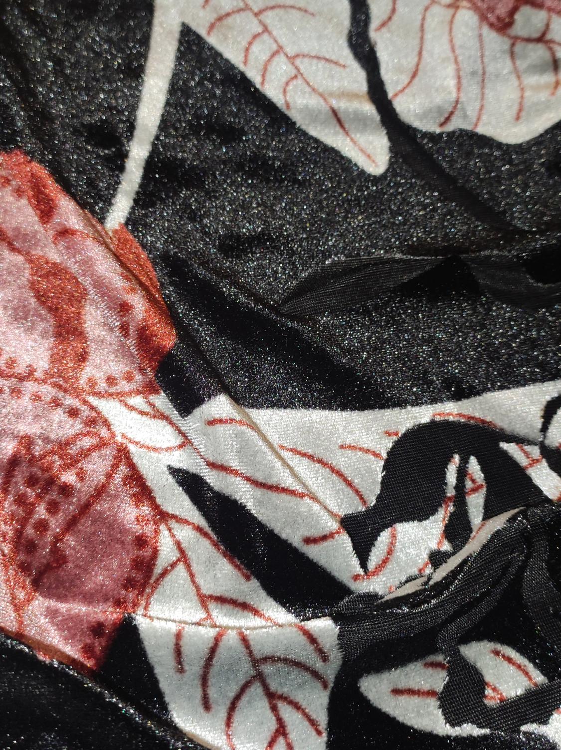 VELVET HALTER TOP WITH FRINGING - Image 3