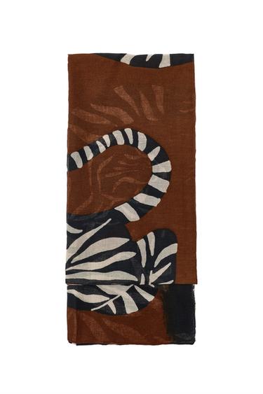 FOULARD AVEC LIN IMPRIMÉ TIGRE - Marron de Zara