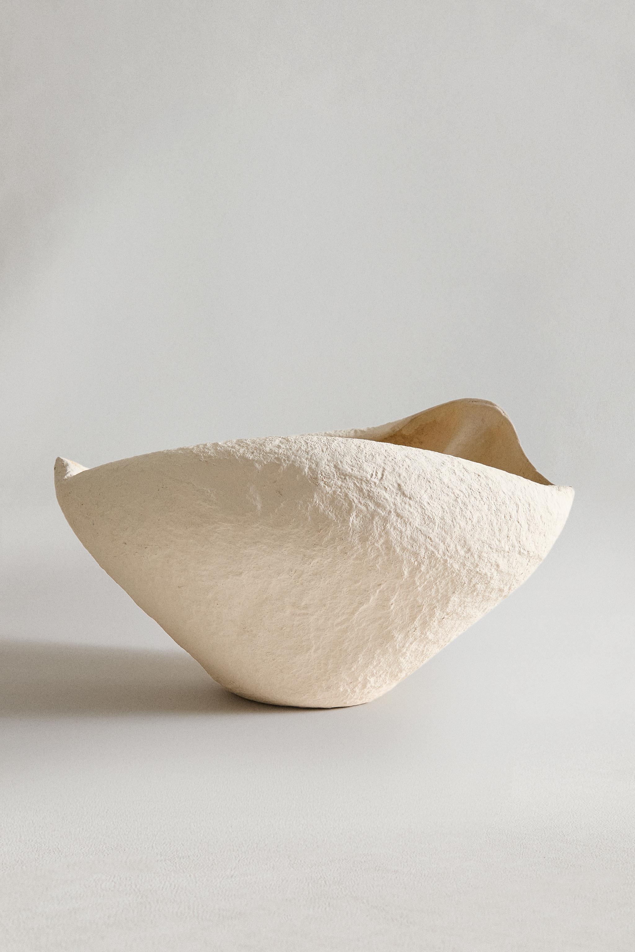 PAPIER-MÂCHÉ VASE
