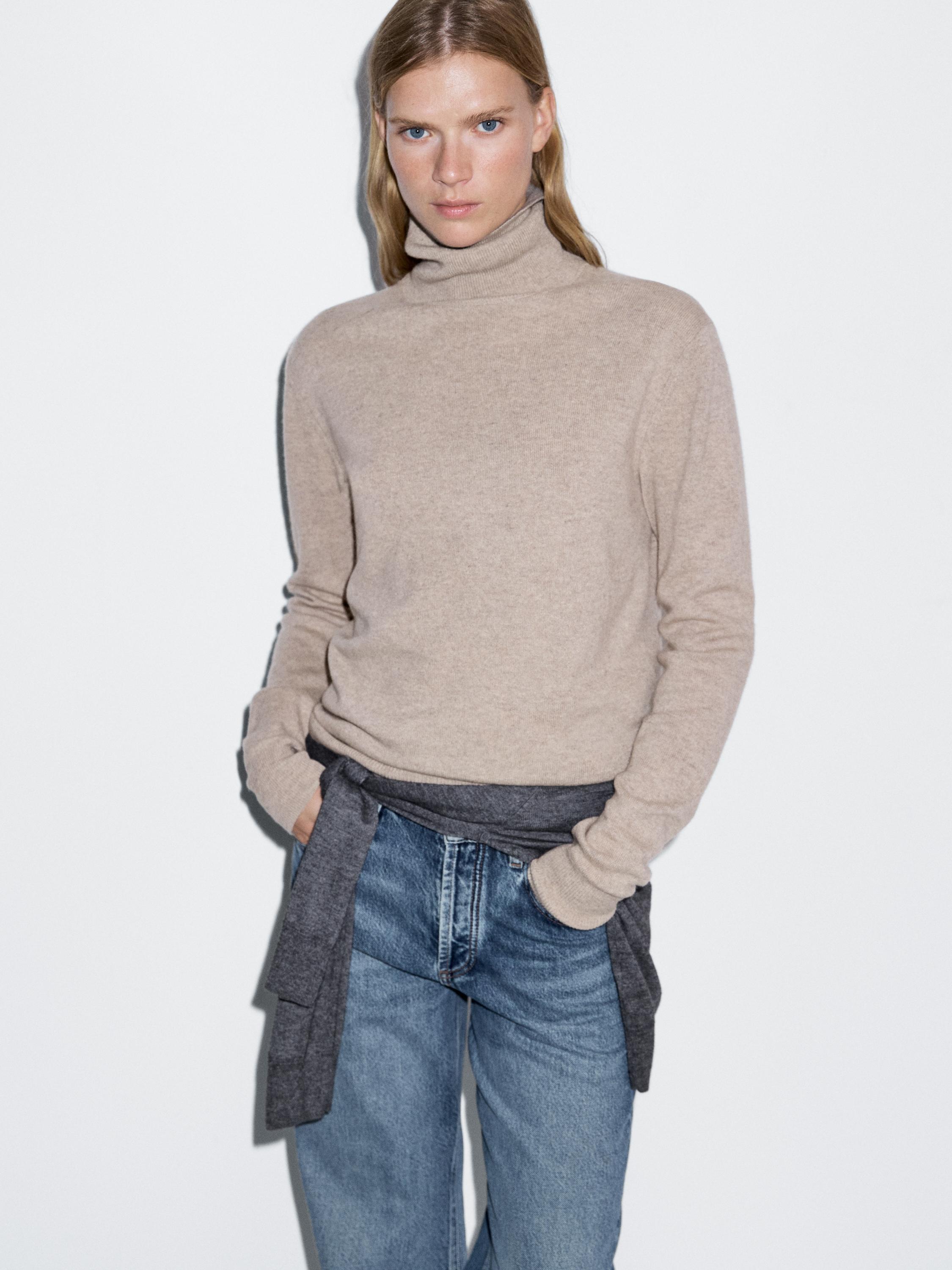 Pull à col montant en maille de laine mélangée